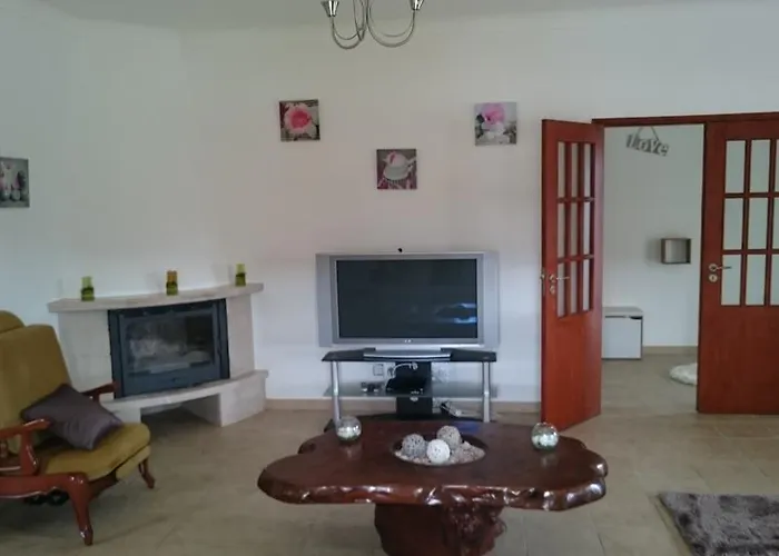 Casa Oliveiras * Alvados